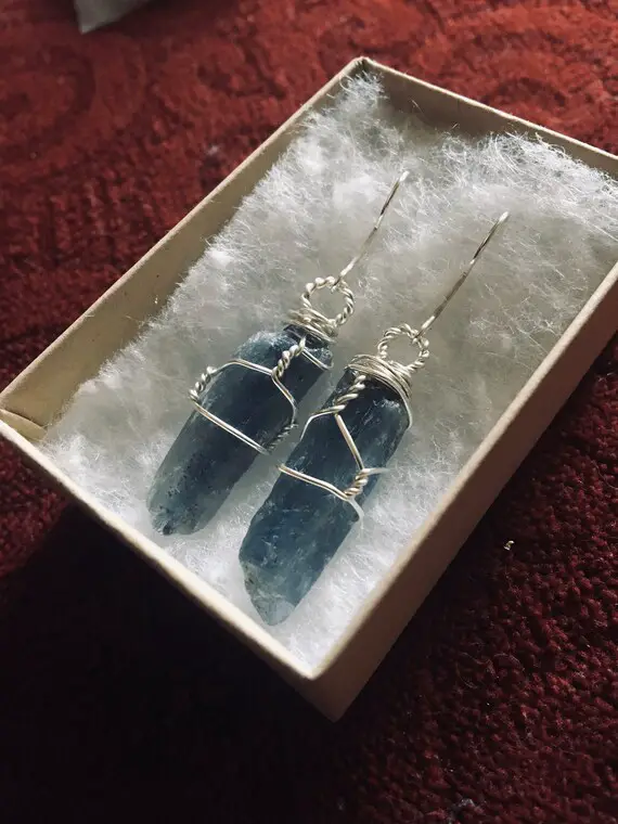 Raw Blue Kyanite Earrings Silver - Gemmy Kyanite - Icicle Earrings - Blue Winter Earrings - Blue Holiday Earrings, Icicle Earrings Christmas