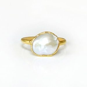 Freshwater pearl ring, Keshi pearl ring, June birthstone ring, Gold pearl ring, Statement ring, Unique Engagement ring, Birthstone jewelry | Natural genuine Gemstone rings, simple unique alternative gemstone engagement rings. #rings #jewelry #bridal #wedding #jewelryaccessories #engagementrings #weddingideas #affiliate #ad