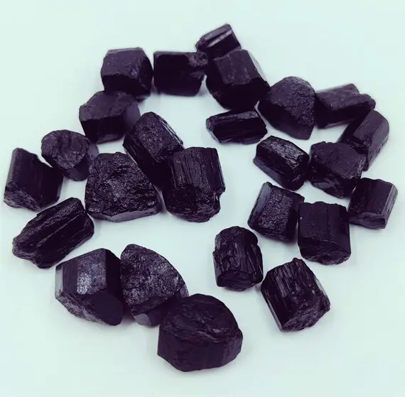 Black Tourmaline Raw Stone,10 / 25 Piece Lot, Natural Black Tourmaline Healing Crystal 8x10 ,10x12 ,15x20 Mm Size