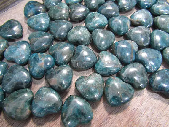 Blue Apatite Stone Puffy 25 Mm Heart K160