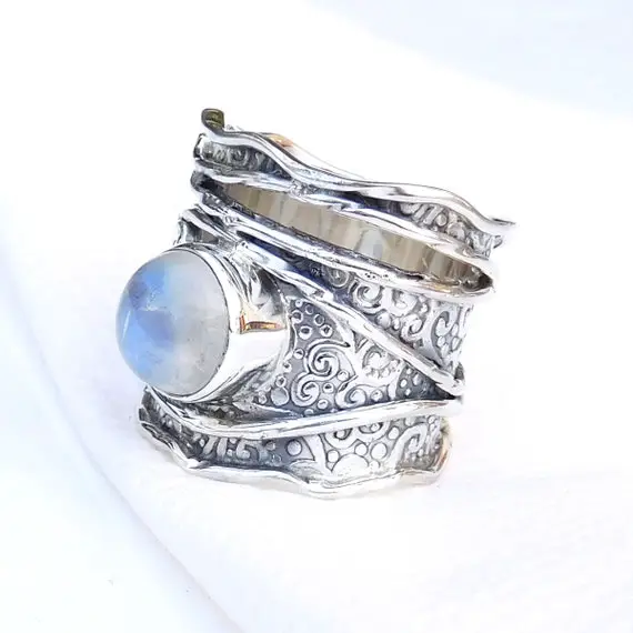 Moonstone Ring, Silver Texture Band Ring, 925, Unique Handmade Ring, Gemstone Ring, Exclusive Designer Ring, Unique Gift Ring-u073