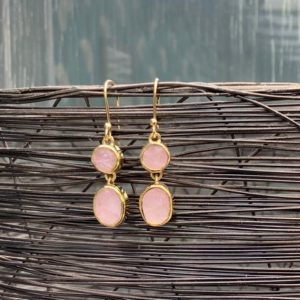 Shop Morganite Earrings! Raw Stone Gold Drop Earrings, Morganite Vermeil Earrings | Natural genuine Morganite earrings. Buy crystal jewelry, handmade handcrafted artisan jewelry for women.  Unique handmade gift ideas. #jewelry #beadedearrings #beadedjewelry #gift #shopping #handmadejewelry #fashion #style #product #earrings #affiliate #ad