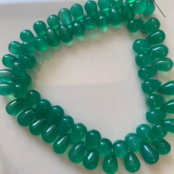 1/2 Strand Of Smooth Green Onyx Drops