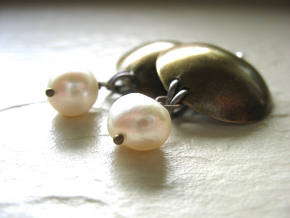 Pearl Earrings, White Pearl Antiqued Brass Dome Dangle Drop Earrings, Pearl Earrings, Metalwork Earrings, Handmade Artisan, Pearl Jewelry