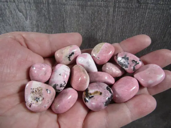 Peruvian Rhodonite 0.75 Inch + Tumbled Stones T261