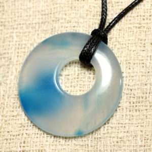 Shop Agate Pendants! Collier Pendentif en Pierre – Agate Bleue Donut 42mm N10 | Natural genuine Agate pendants. Buy crystal jewelry, handmade handcrafted artisan jewelry for women.  Unique handmade gift ideas. #jewelry #beadedpendants #beadedjewelry #gift #shopping #handmadejewelry #fashion #style #product #pendants #affiliate #ad