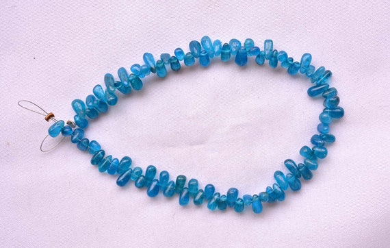 Natural Neon Blue Apatite Beads, Plain Teardrop Apatite Beads, Gemstone For Jewellery, Apatite Briolettes Beads, 3x6mm, 7 Inch Strand