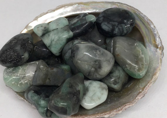 Emerald Inspiration Tumbled Stone, Healing Stone, Healing Crystal, Chakra Stone, Spiritual Stone