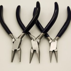 Shop Beading Pliers! Jewelry Making Pliers set of 3 – Round Nose, Chain nose and Flat nose pliers, jewelry making tools, beading tools | Shop jewelry making and beading supplies, tools & findings for DIY jewelry making and crafts. #jewelrymaking #diyjewelry #jewelrycrafts #jewelrysupplies #beading #affiliate #ad