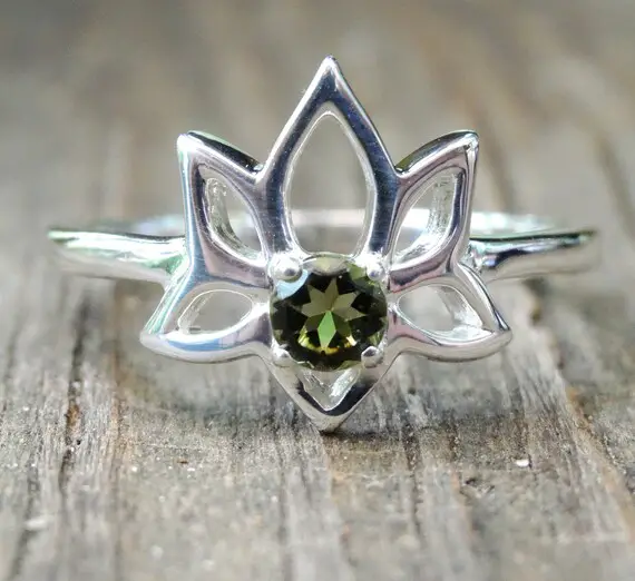 925 - Lotus Green Moldavite Rings, Sterling Silver, Natural, Genuine Green Faceted Moldavite Ring, Meteorite, Silver Lotus Dainty Ring