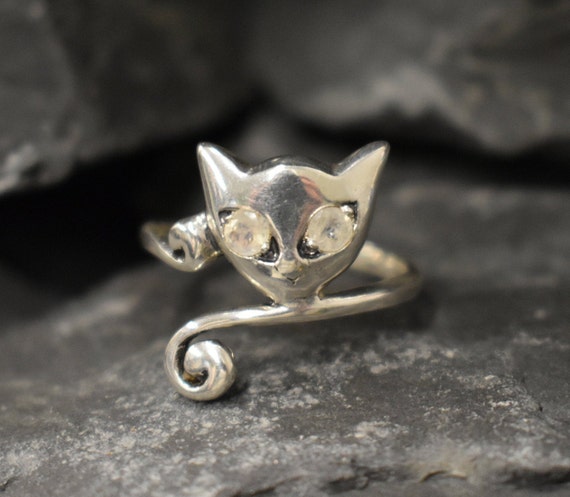Moonstone Silver Ring, Natural Moonstone, Cat Silver Ring, June Birthstone, Moonstone Cat Ring, Statement Silver Ring , Adina Stone