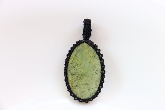 Prehnite Macrame Pendant, Healing Crystals And Stones Prehnite Pendent, Prehnite Crystal, Prehnite Cabochon, Loose Stone, Pendent, Gemstone