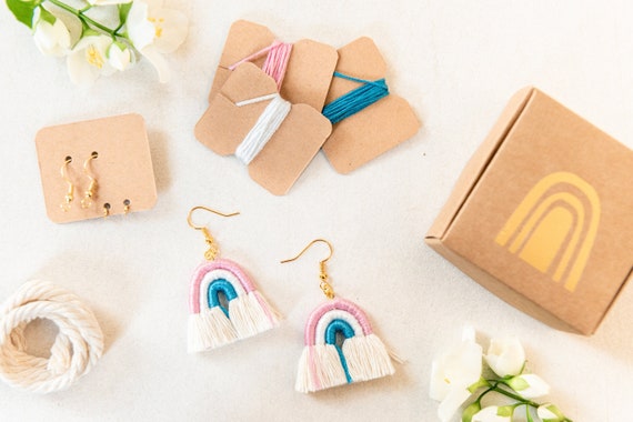 Orecchini Arcobaleno Fai Da Te, Kit E Tutorial Macramè Rainbow, Kit Orecchini Arcobaleno Macramè, Set Per Creare Arcobaleni