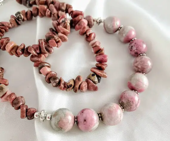 Rhodonite Jumbo Spheres & Chips Necklace. Pink Gemstone Jewelry, With Swirls Of Gray. Long Statement Length For Video Conferencing.
