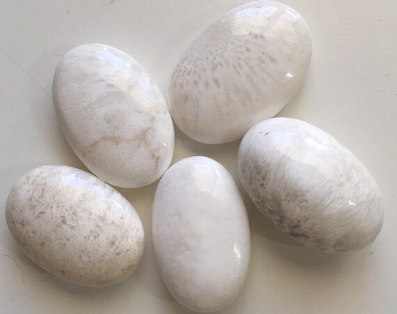 Scolecite Palms Healing Stone, Promotes Inner Peace, Heart Chakra, Chakra Stone, Spiritual Stone. Healing Crystals And Stones