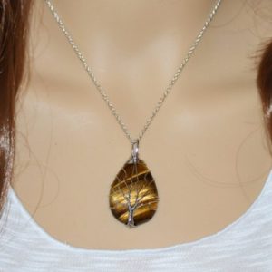 Tiger Eye Necklace, Tiger Eye Jewelry, Healing Crystal Necklace, Earthy Necklace, Anxiety Necklace, Healing Necklace | Natural genuine Tiger Eye necklaces. Buy crystal jewelry, handmade handcrafted artisan jewelry for women.  Unique handmade gift ideas. #jewelry #beadednecklaces #beadedjewelry #gift #shopping #handmadejewelry #fashion #style #product #necklaces #affiliate #ad