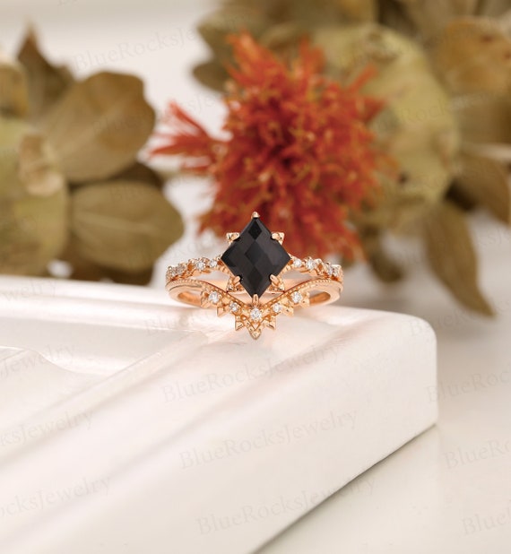 Vintage Black Onyx Engagement Ring Set, Rhombus Shaped Art Deco Ring,rose Gold Ring, Curved Wedding Band, Bridal Set, Wedding Anniversary
