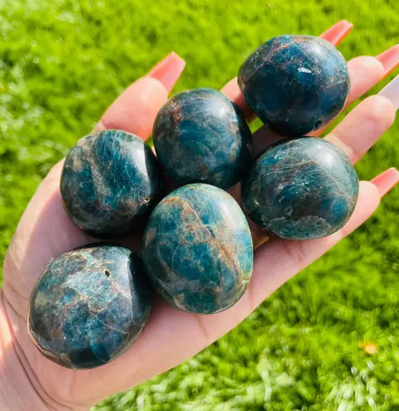 Blue Apatite Crystal Palm Stone (1) One Apatite Stone, Blue Green Apatite, Small Gemstone Polished Tumbled