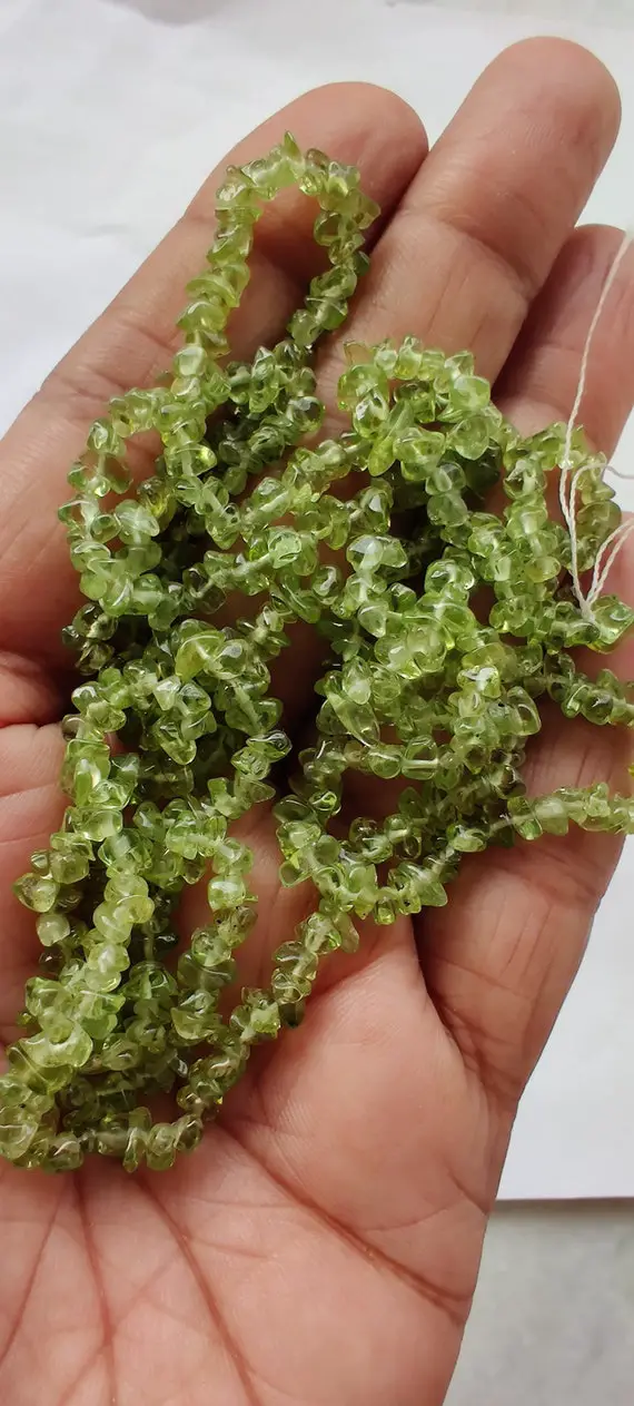 35" Natural Peridot Chip Beads, Uncut Chip Bead, 3-7mm, Polished Beads, Smooth Peridot Chip Bead, Wholesale Price, Jewelery Supplies