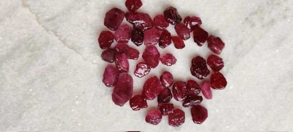 Natural Red Ruby Rough,ruby Rough Stone,raw Ruby Stone,ruby Gemstone,top Quality Stone,rough Raw Gemstones,size 11 Mm To 20 Mm,5 Pieces