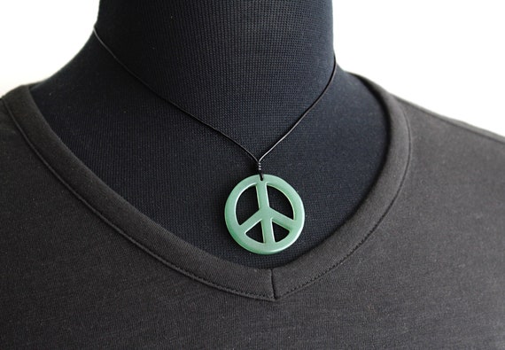 Peace Sign Necklace, Mens Necklace, Gemstone Choker, Green Pendant Necklace, Unisex Jewelry, Peace Symbol, Triquetra Pendant, Trinity Knot