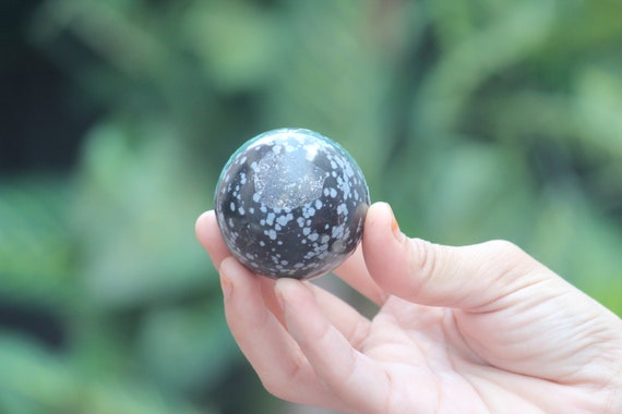 50mm Stunning Perfect Snowflake Obsidian Healing Charge Crystal Stone Metaphysical Sphere Ball