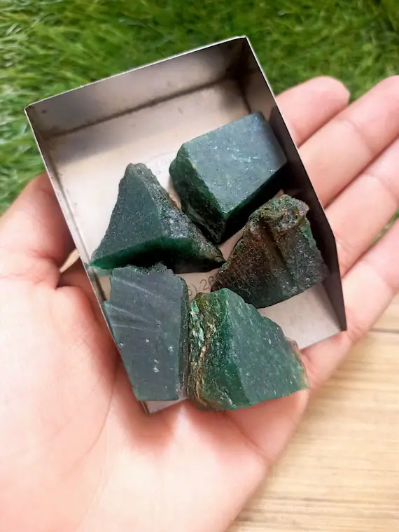 5 Pieces Natural Raw Green Jade Crystal - Raw Green Jade Stone - Raw Making Jewelry - Healing Crystal - Crystal Shop