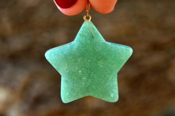 Green Aventurine Quartz Pendant - Star Shapped Pendant - Heart Chakra Healing - Gift For Friend