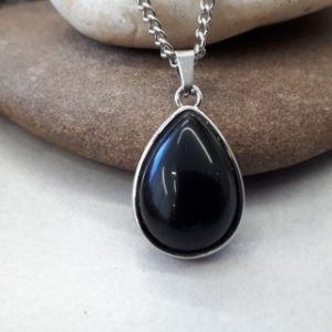 Black Tourmaline necklace / Black Tourmaline pendant – Crystal necklaces – Black Stone pendant – Tourmaline Jewelry – protection necklace | Natural genuine Black Tourmaline pendants. Buy crystal jewelry, handmade handcrafted artisan jewelry for women.  Unique handmade gift ideas. #jewelry #beadedpendants #beadedjewelry #gift #shopping #handmadejewelry #fashion #style #product #pendants #affiliate #ad