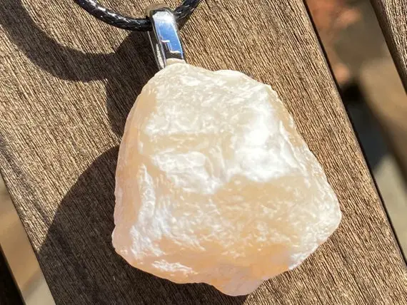 Unisex Yellow Calcite Healing Stone Necklace With Positive Healing Energy!