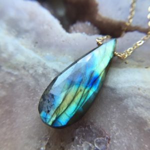 Labradorite Pendant Necklace – Jewelry For Women – Raw Stone Necklace – Gold or Silver – Healing  Crystal Necklace, Necklaces for Women | Natural genuine Gemstone pendants. Buy crystal jewelry, handmade handcrafted artisan jewelry for women.  Unique handmade gift ideas. #jewelry #beadedpendants #beadedjewelry #gift #shopping #handmadejewelry #fashion #style #product #pendants #affiliate #ad
