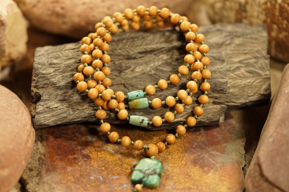 Mysore Sandalwood Mala • Sandalwood Prayer Beads • Magnesite Spacers And Pendant • Sandalwood Mala Beads • Sandalwood Necklace • 7mm • 3950