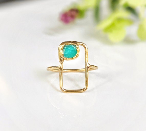 Raw Opal Ring, Peruvian Opal Ring, Raw Stone Ring, Solid 14k Gold Geometric Ring, Raw Crystal Statement Ring Square Ring Unique Gift For Her