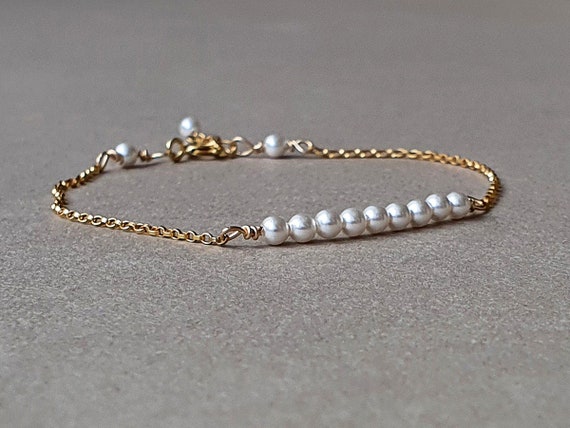 Pearl Minimalist Bracelet, Dainty Pearl Jewelry, June Birthstone, Pearl Bar Bracelet