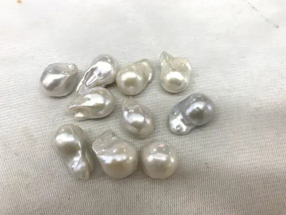13-15mmx18-21mm Genuine Baroque Pearl, Natural Color White Nucleared Freeshape Freshwater Pearl Loose Pendant Without Hole---1 Piece