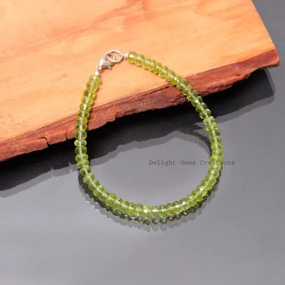 Glowing Natural Green Peridot Beaded Bracelet-5mm-5.5mm Faceted Rondell Gemstone Bracelet-peridot Jewelry-birthstone Bracelet-halloween Gift