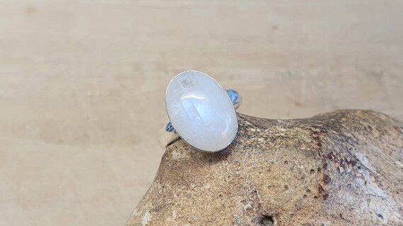 Simple Oval Rainbow Moonstone Ring. Reiki Jewelry. June Birthstone Adjustable Ring. 14x10mm Gemstone. 925  Sterling Silver Rings For Women