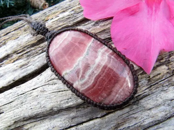 Rhodocrosite Macrame Necklace, Rhodocrosite Meaning, Romantic Jewelry, Hippy Necklace, Healing Crystals, 50th Birthday Gift,