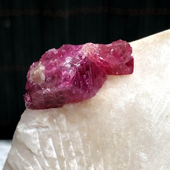 Natural Spinel Crystals In Matrix,top Quality Stunning Rare Charming Bright Rose Red Spinel Collectors Specimen,spinel Mineral Specimen Gift