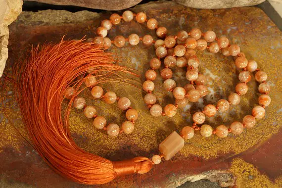9mm Sunstone Aaa Knotted Mala (aaa) (84 And Guru), Necklace With A Millennial Pink Tassel 1399