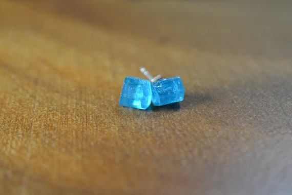 Blue Apatite Earrings In Sterling Silver, 14k Gold Fill // Blue Apatite Studs // Minimalist // Raw Crystal Earrings // Throat Chakra