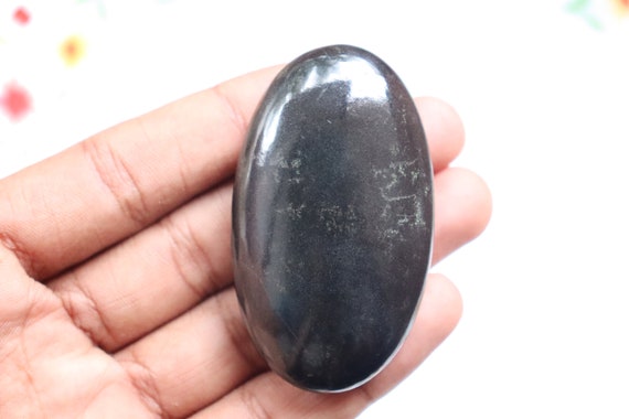 Black Tourmaline Palmstome Stone, Black Tourmaline Crystal, Black Tourmaline Palmstone, Protection Crystal, Healing Stone, Christmas Gift