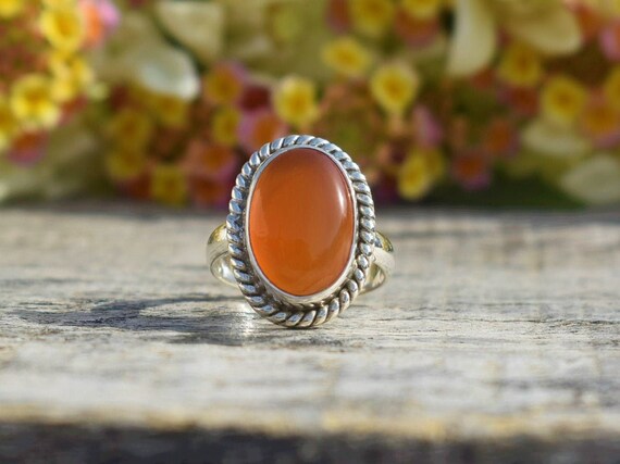 Orange Carnelian Ring, 925 Sterling Silver Ring, Oval Gemstone Ring, Single Band Ring, Gift For Mom Sis, Orange Gemstone Ring, Sale, Twisted