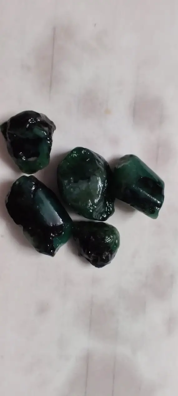 5 Pieces Aaa++ Untreated Unheated Beautiful Rich Green Natural Emerald Rough Gemstones, Green Emerald Loose Gemstone,139 Carats