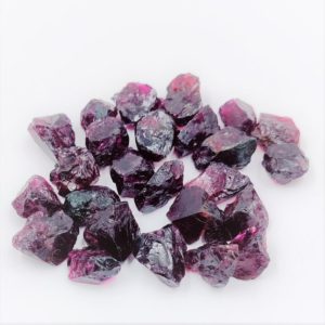 Shop Raw & Rough Garnet Stones! AAA Quality 25 PC LOT Rhodolite Garnet  Raw Stone, Natural Rhodolite Garnet Gemstone, Healing Crystal Raw,8×10, 10×12, 15x,20 Mm Size | Natural genuine stones & crystals in various shapes & sizes. Buy raw cut, tumbled, or polished gemstones for making jewelry or crystal healing energy vibration raising reiki stones. #crystals #gemstones #crystalhealing #crystalsandgemstones #energyhealing #affiliate #ad