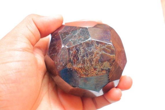 Xl Garnet Dodecahedron, High Polished, Self Standing, Deeply Grounding, Stability, Root Chakra, Naturally Formed, Garnet Tumble.