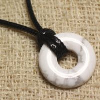 Stone Pendant Necklace – Howlite Donut 20mm | Natural genuine Gemstone jewelry. Buy crystal jewelry, handmade handcrafted artisan jewelry for women.  Unique handmade gift ideas. #jewelry #beadedjewelry #beadedjewelry #gift #shopping #handmadejewelry #fashion #style #product #jewelry #affiliate #ad