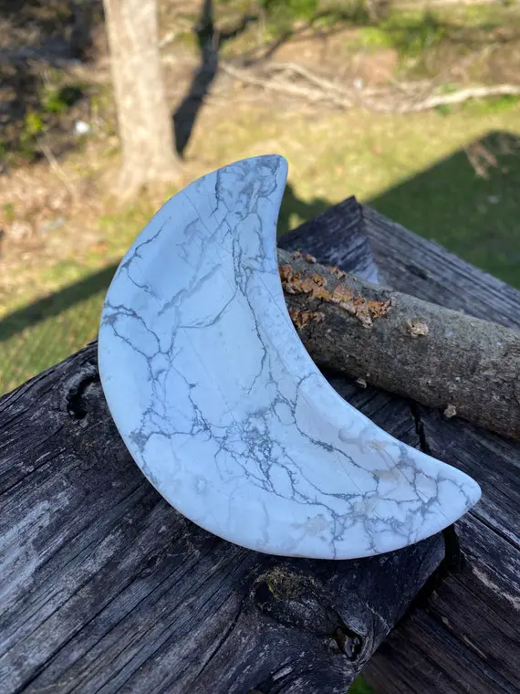 Howlite Crescent Moon Altar Bowl - Reiki Charged - Moon Trinket Dish - Smudging Bowl - Ritual Bowl - Altar Offering Bowl  #3