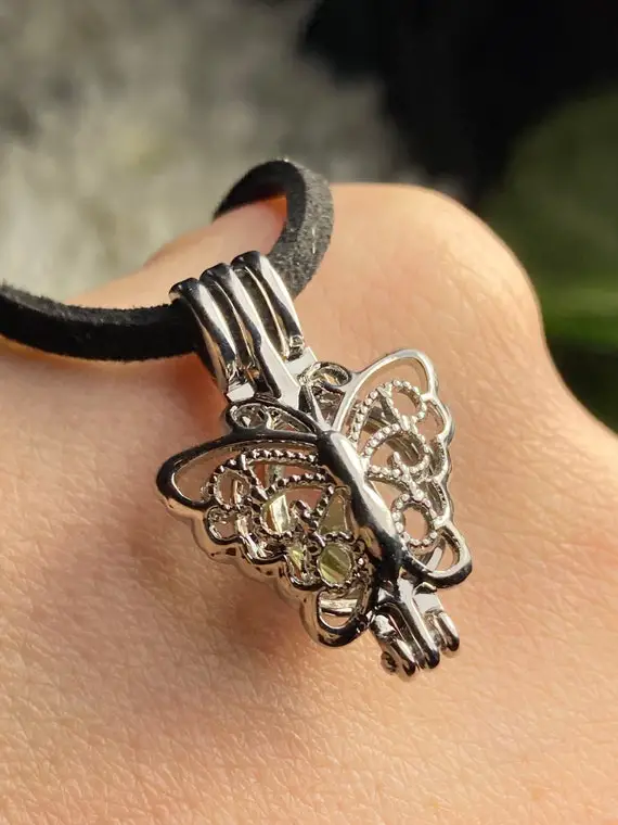 Moldavite Pendant / Butterfly Pendant / Moldavite Jewelry / Moldavite Necklace / Authentic Moldavite / Genuine Moldavite / Moldavite Crystal