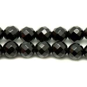 Shop Onyx Faceted Beads! Fil 39cm 93pc env – Perles de Pierre – Onyx noir Boules Facettées 4mm | Natural genuine faceted Onyx beads for beading and jewelry making.  #jewelry #beads #beadedjewelry #diyjewelry #jewelrymaking #beadstore #beading #affiliate #ad